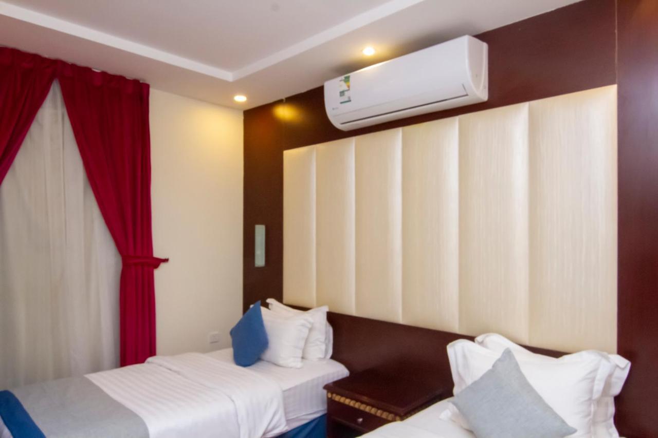 ال متعب سويتس الفلاح 1 Riade Exterior foto